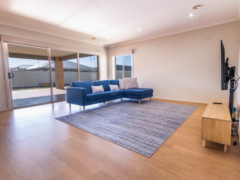 42 Wendouree Drive KIALLA 7