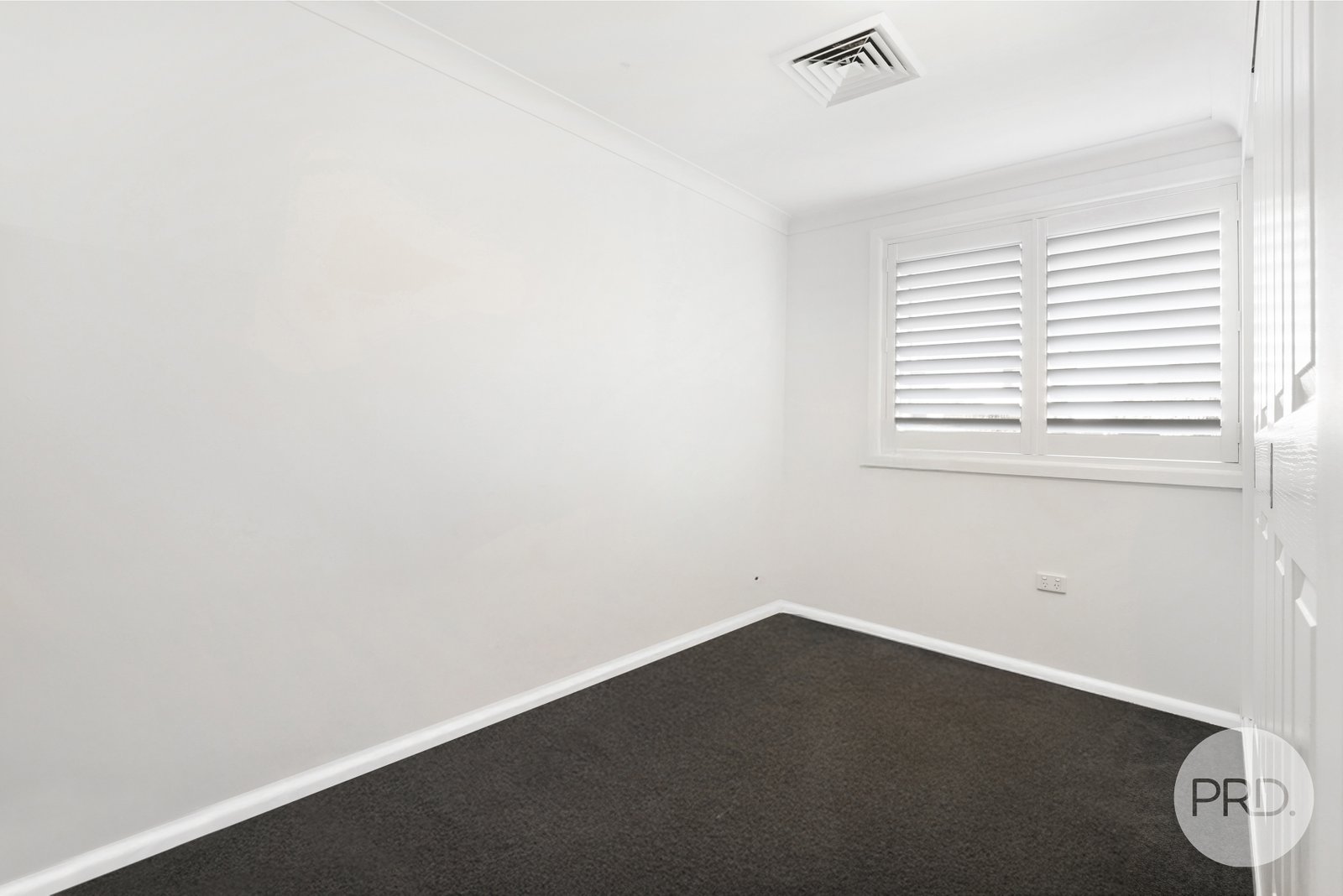 42 Wilburtree Street TAMWORTH 11