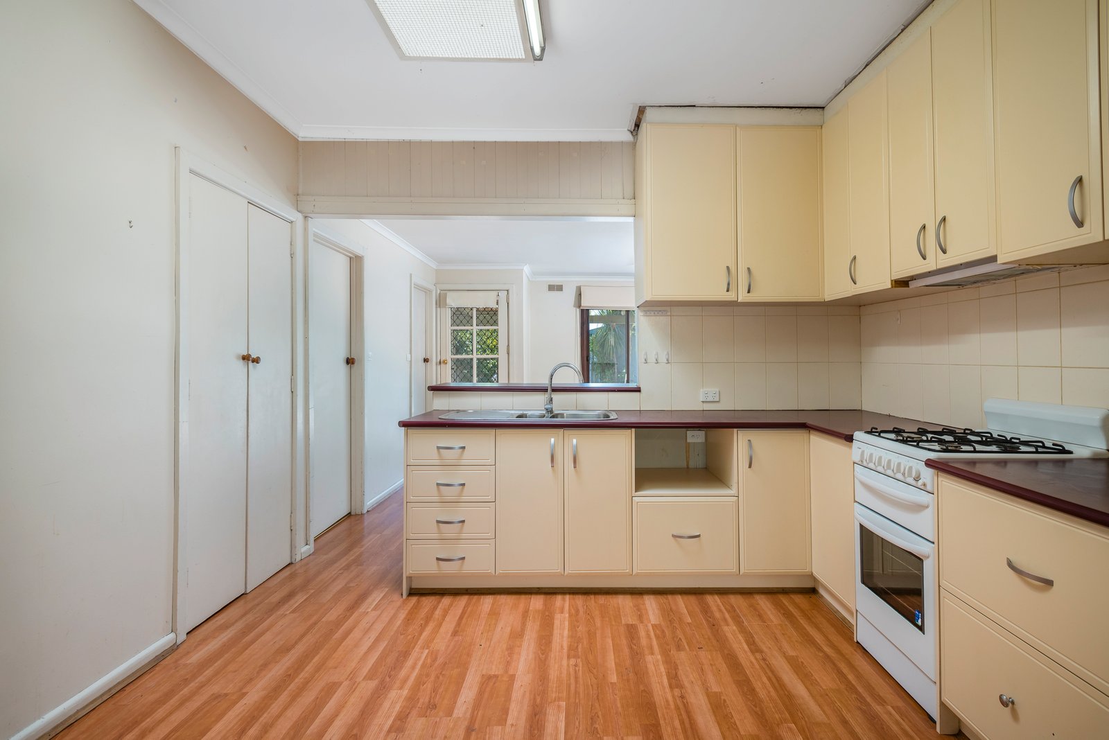 Real Estate and Property in 42 Yaldwyn Street West, Kyneton, VIC