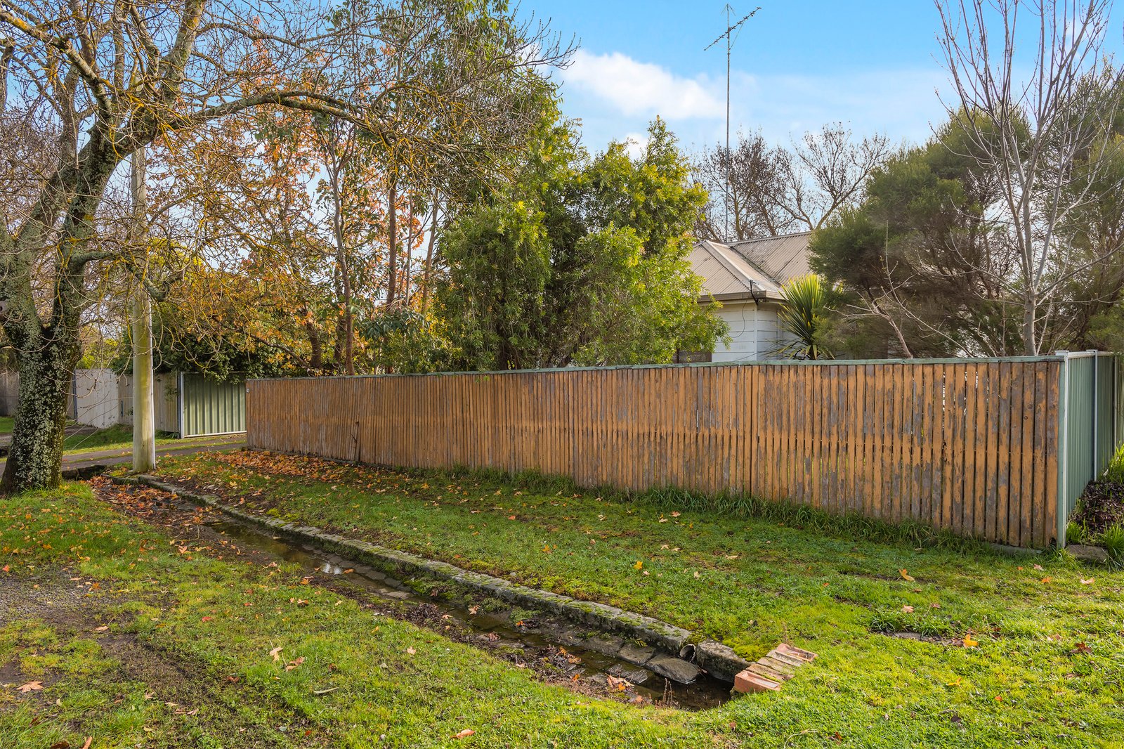 Real Estate and Property in 42 Yaldwyn Street West, Kyneton, VIC
