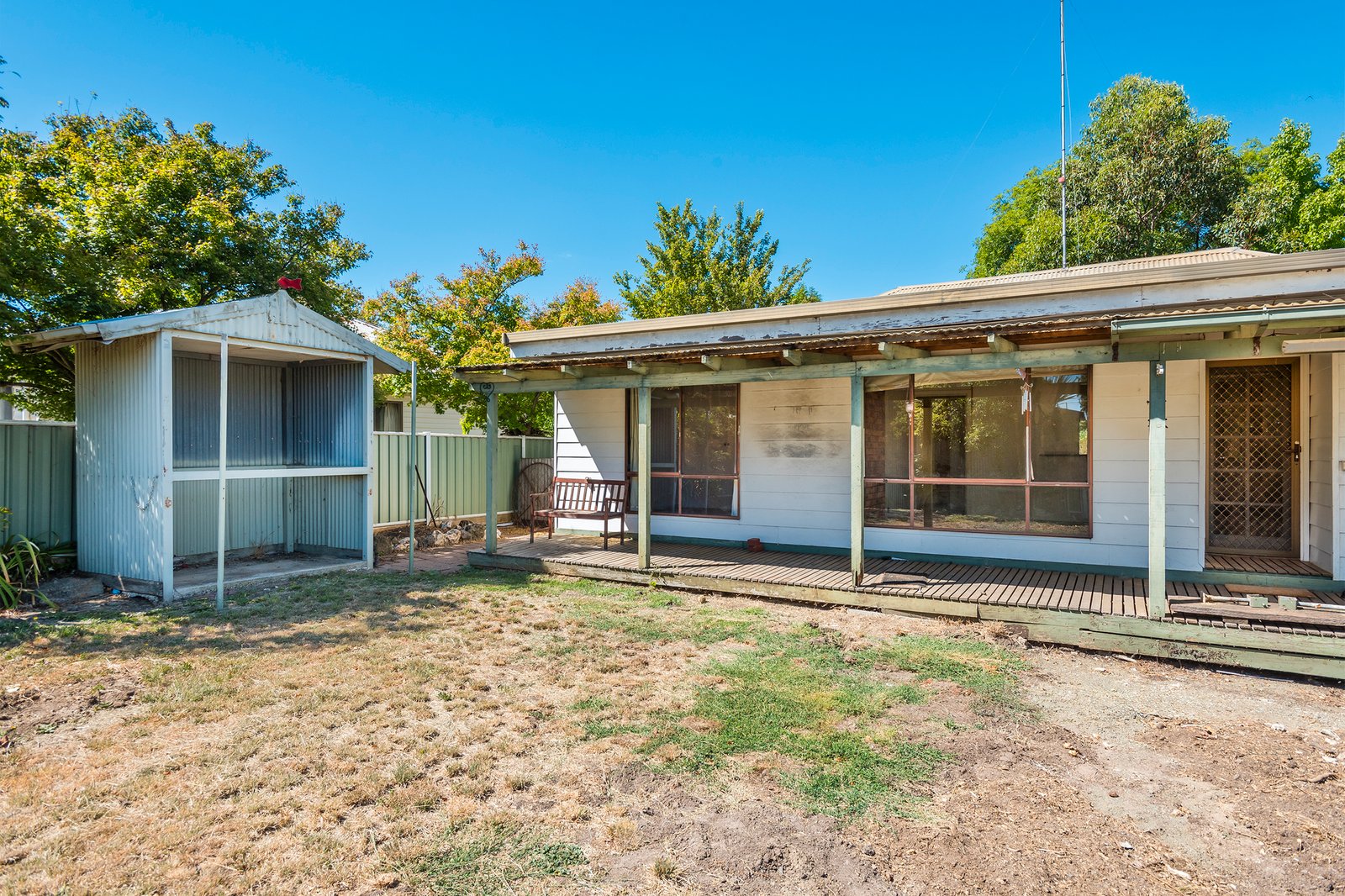 Real Estate and Property in 42 Yaldwyn Street West, Kyneton, VIC