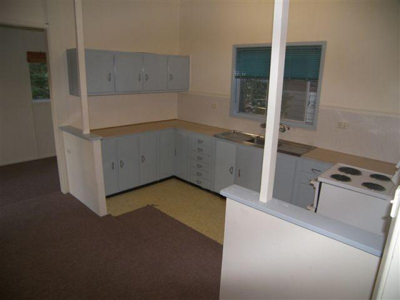 42 Yoolarai Crescent NELSON BAY 2