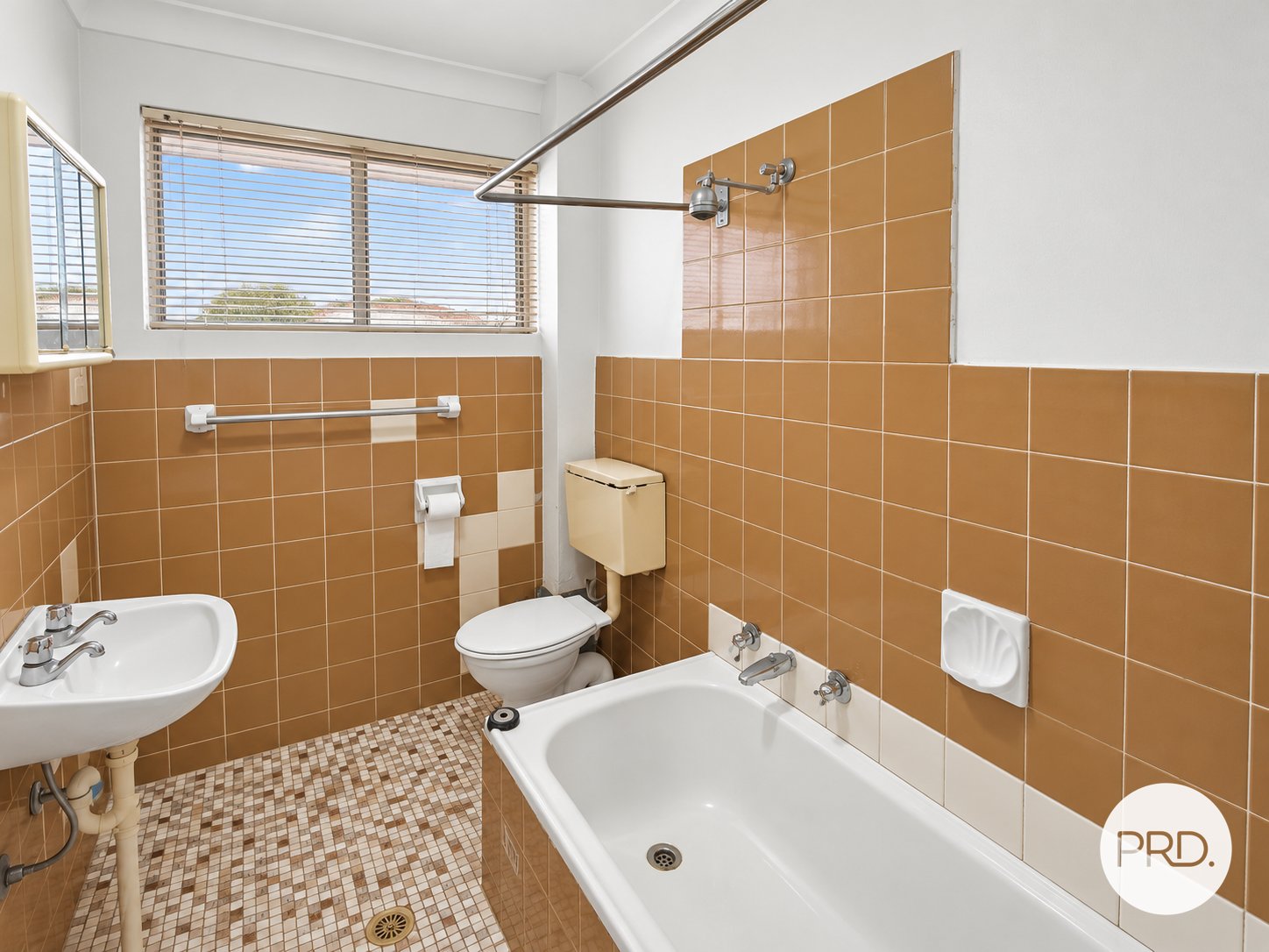 4/20 Bridge Street CABRAMATTA 6