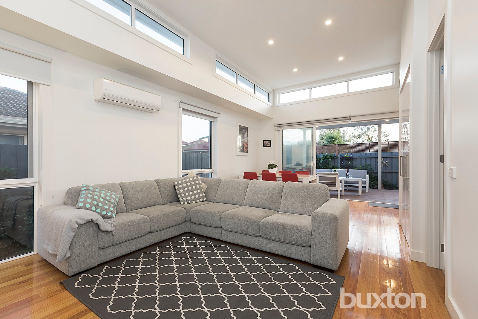 Gallery: 4/20 Embankment Grove
