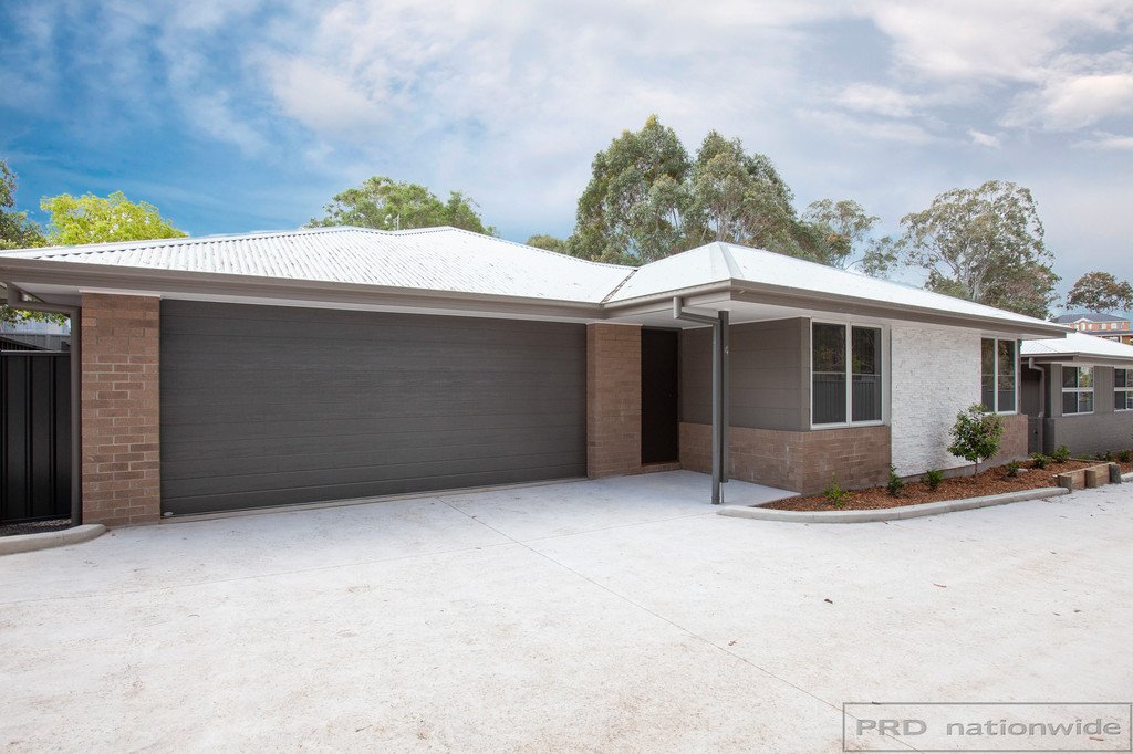 4/20 Eurimbla Street THORNTON 1