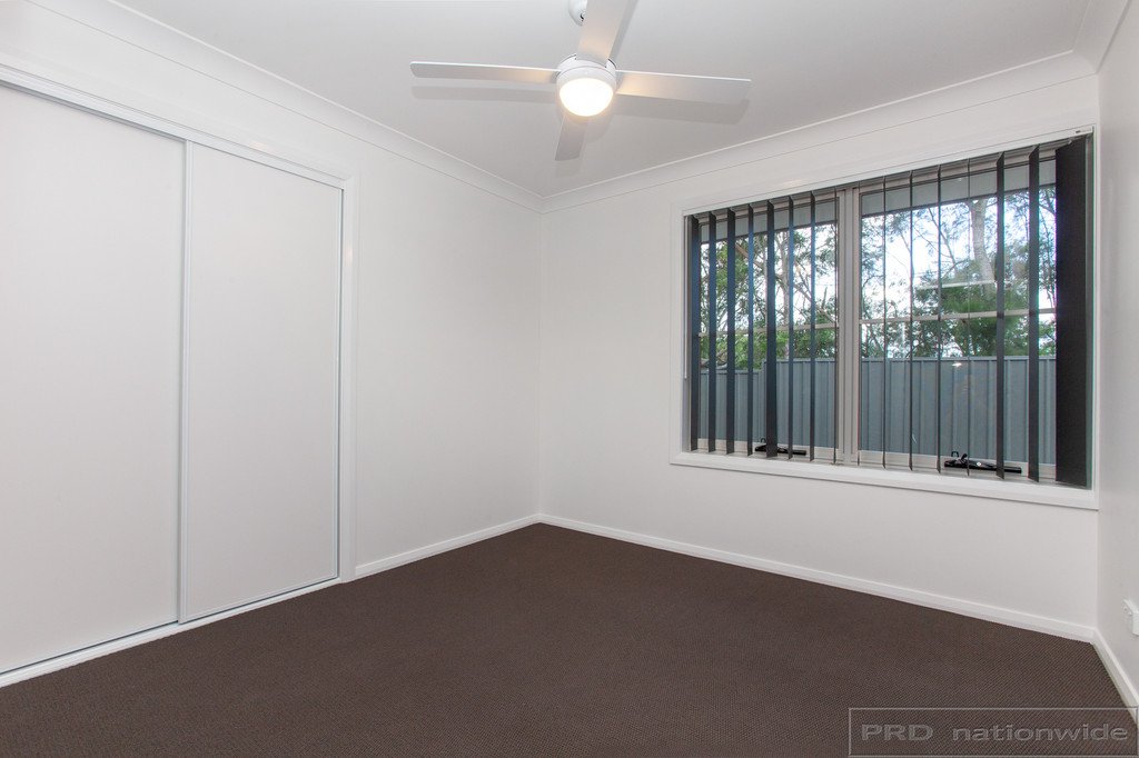 4/20 Eurimbla Street THORNTON 8