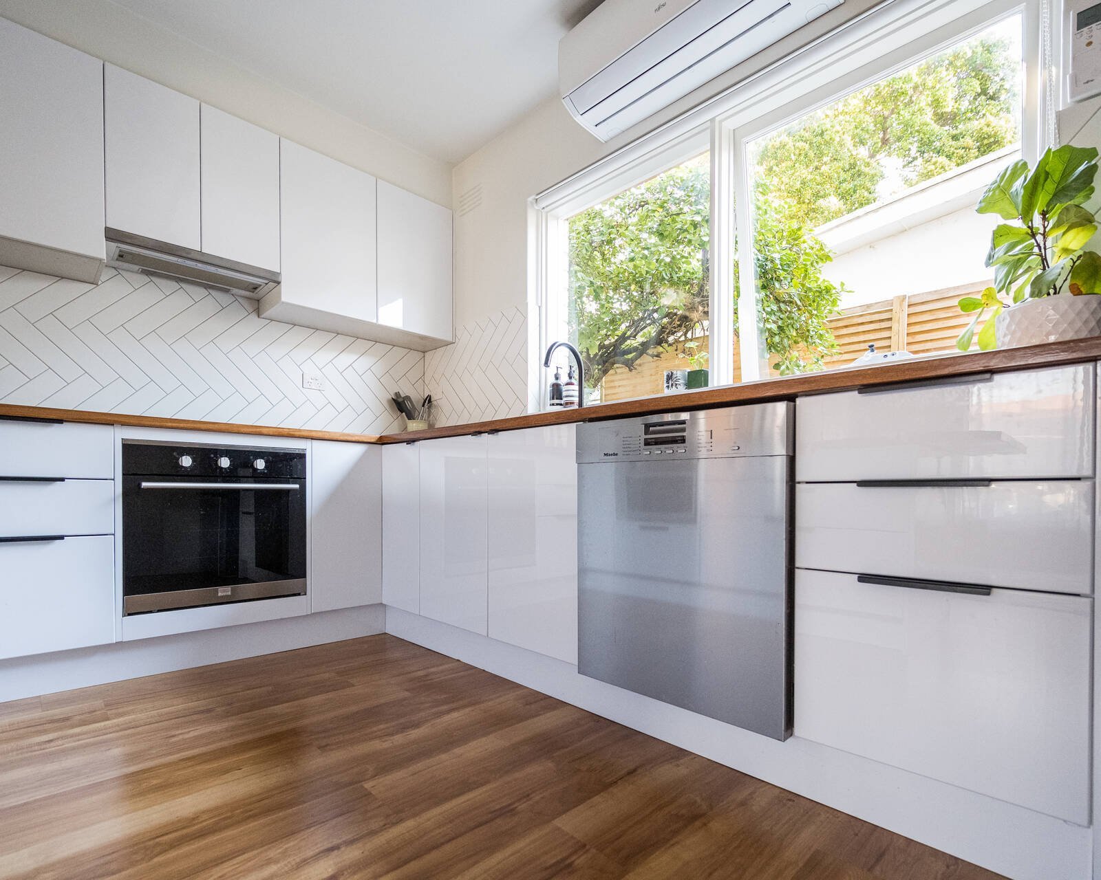 Gallery: 4/20 Hawson Avenue