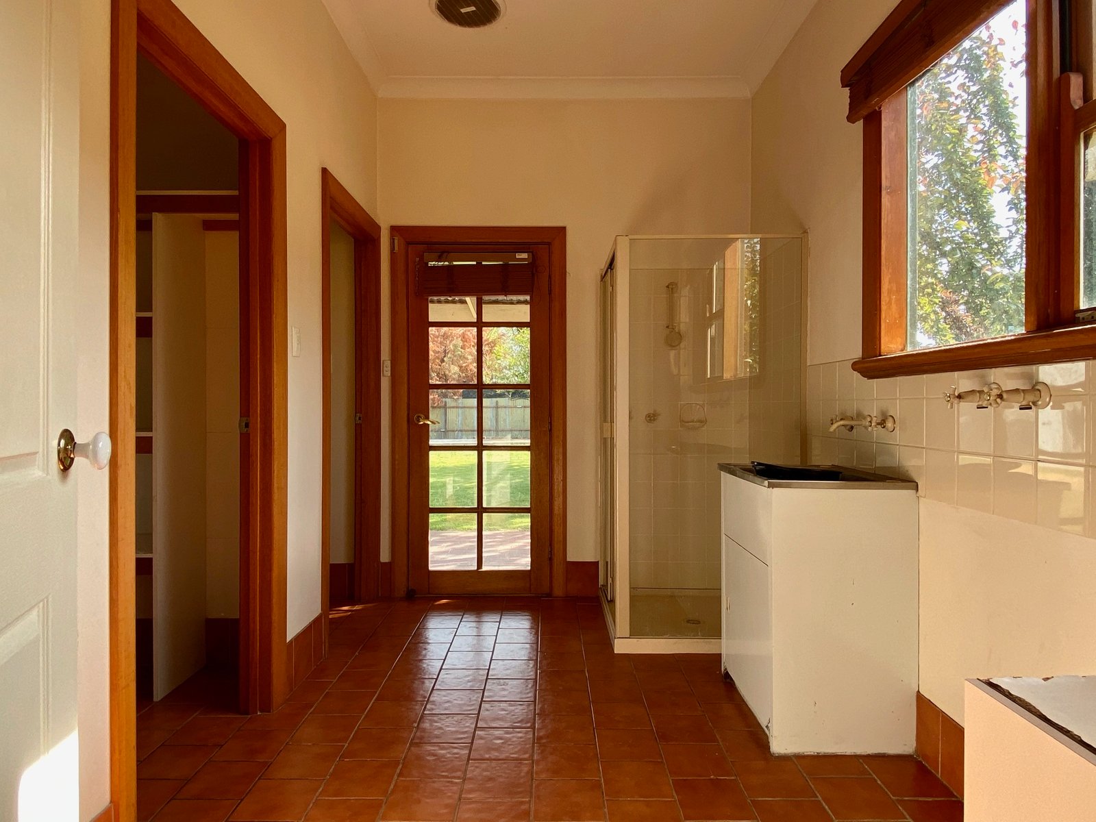 420 Hovell Street SOUTH ALBURY 11