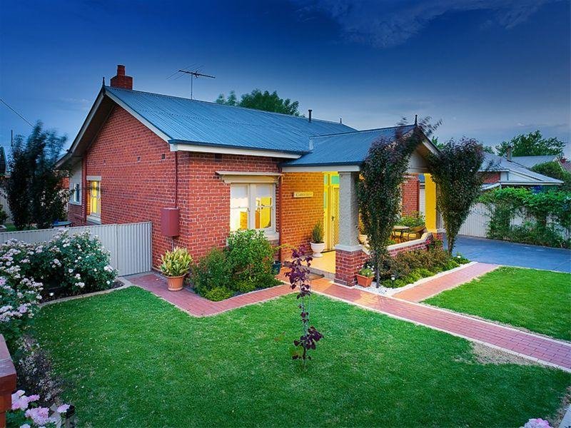 420 Macauley Street SOUTH ALBURY 2