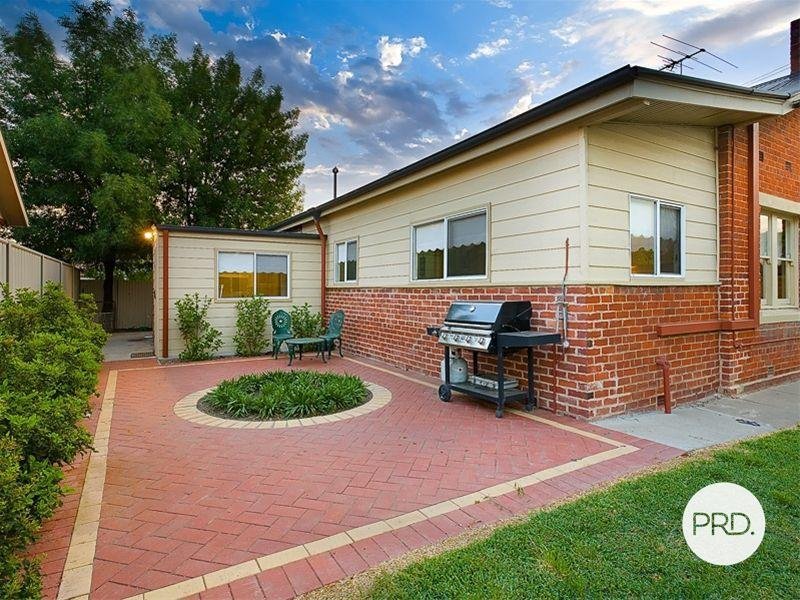 420 Macauley Street SOUTH ALBURY 12