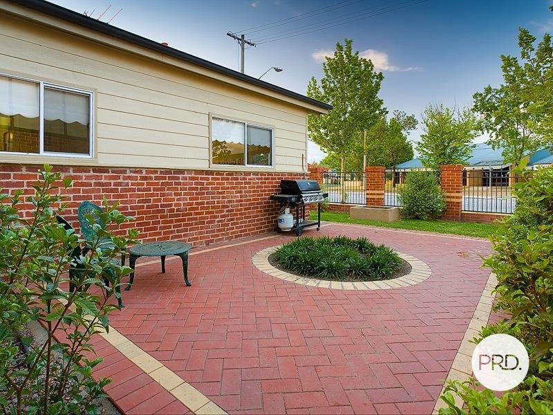 420 Macauley Street SOUTH ALBURY 14