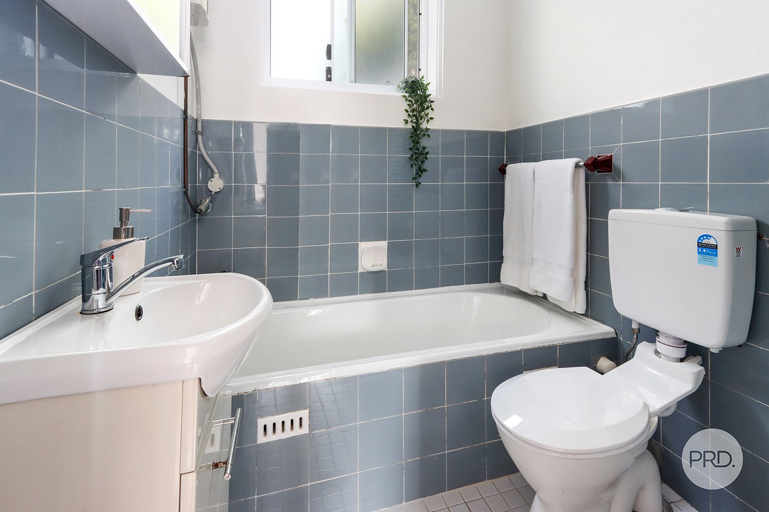 4/20 Seaforth Avenue WOOLOOWARE 7