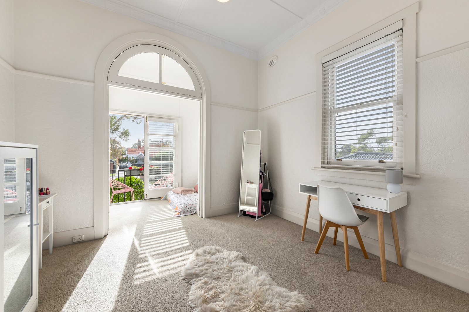 Gallery: 4/20 South Road