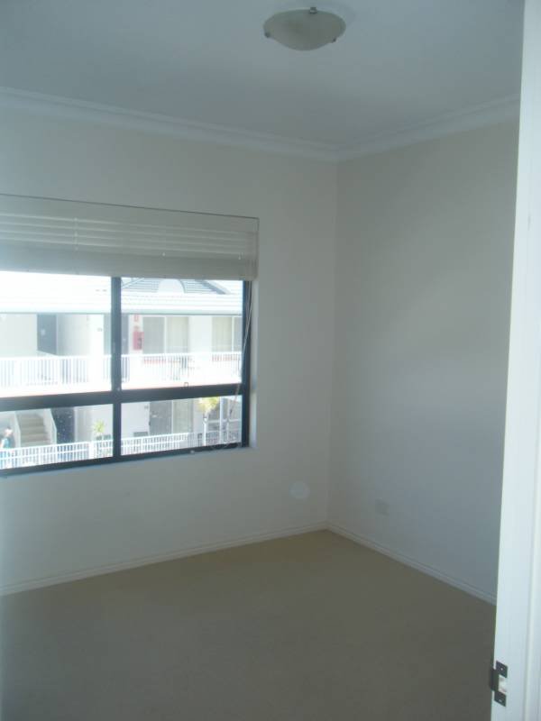 4/2008 Gold Coast Highway MIAMI 4