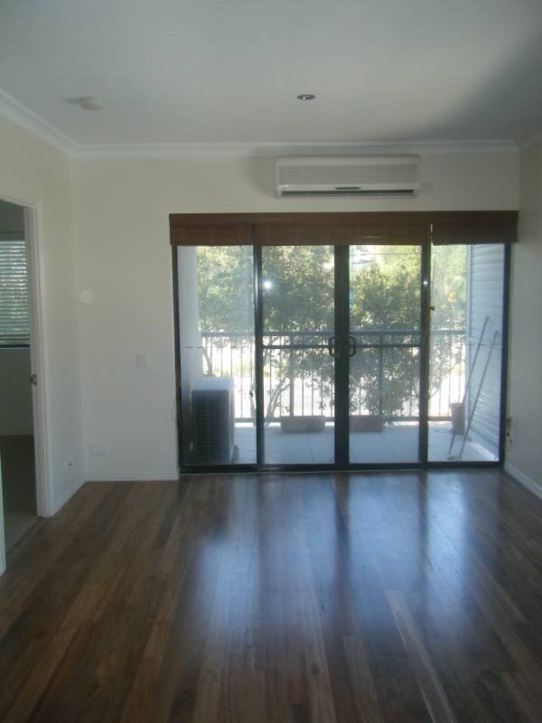 4/2008 Gold Coast Highway MIAMI 8