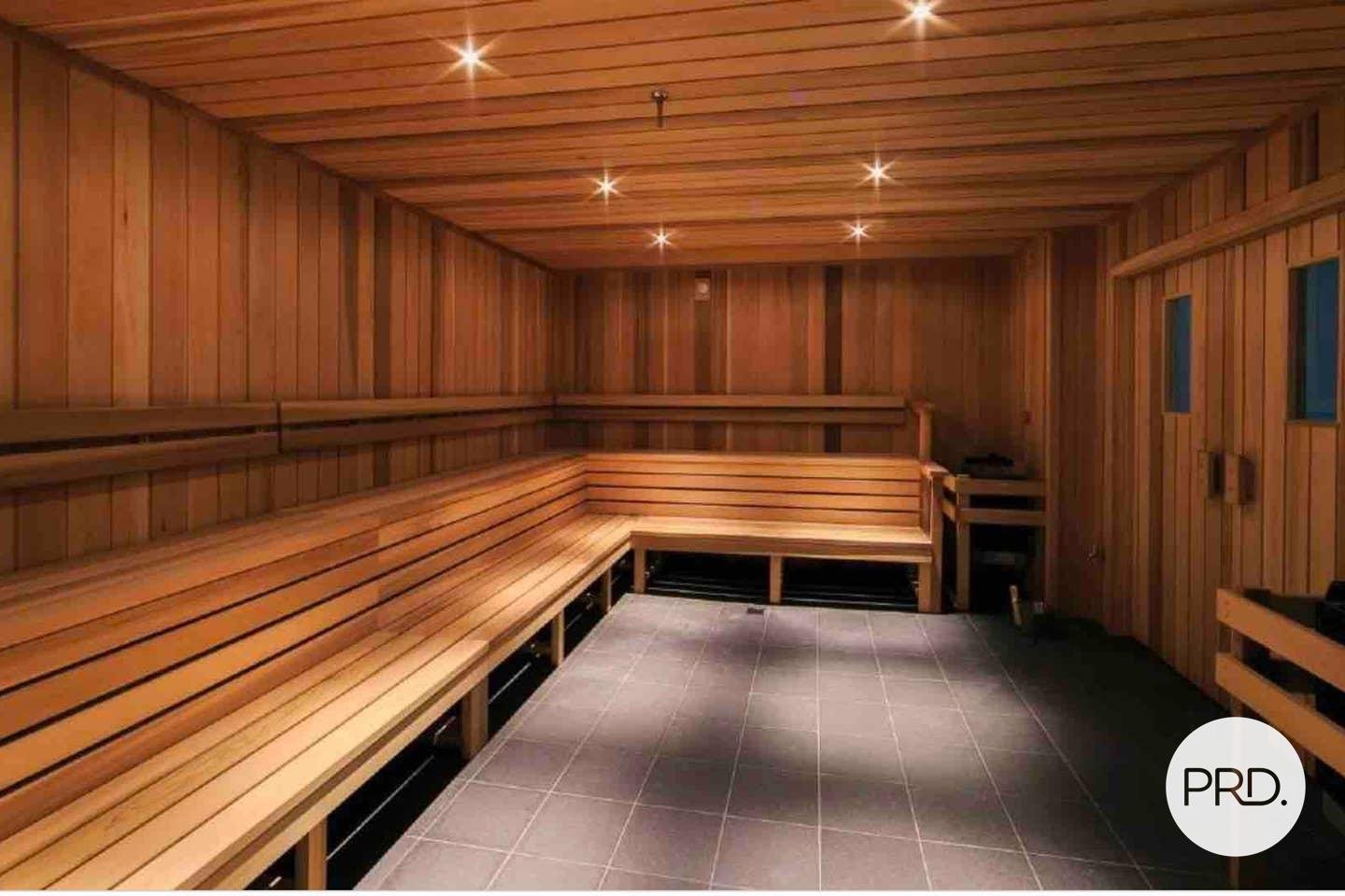 420/1 Elouera Street BRADDON 10