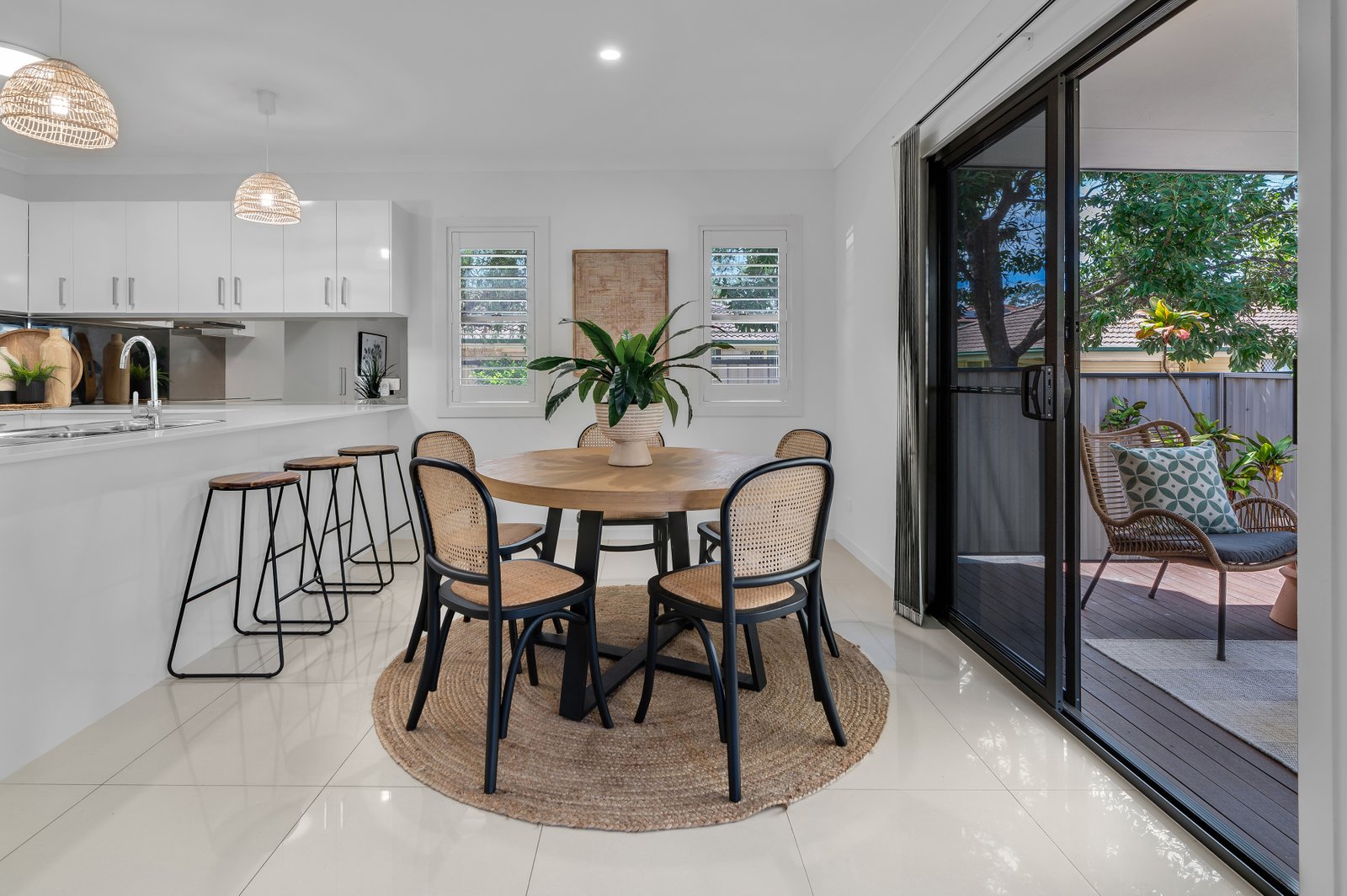 4/206 Nerang Road SOUTHPORT 6