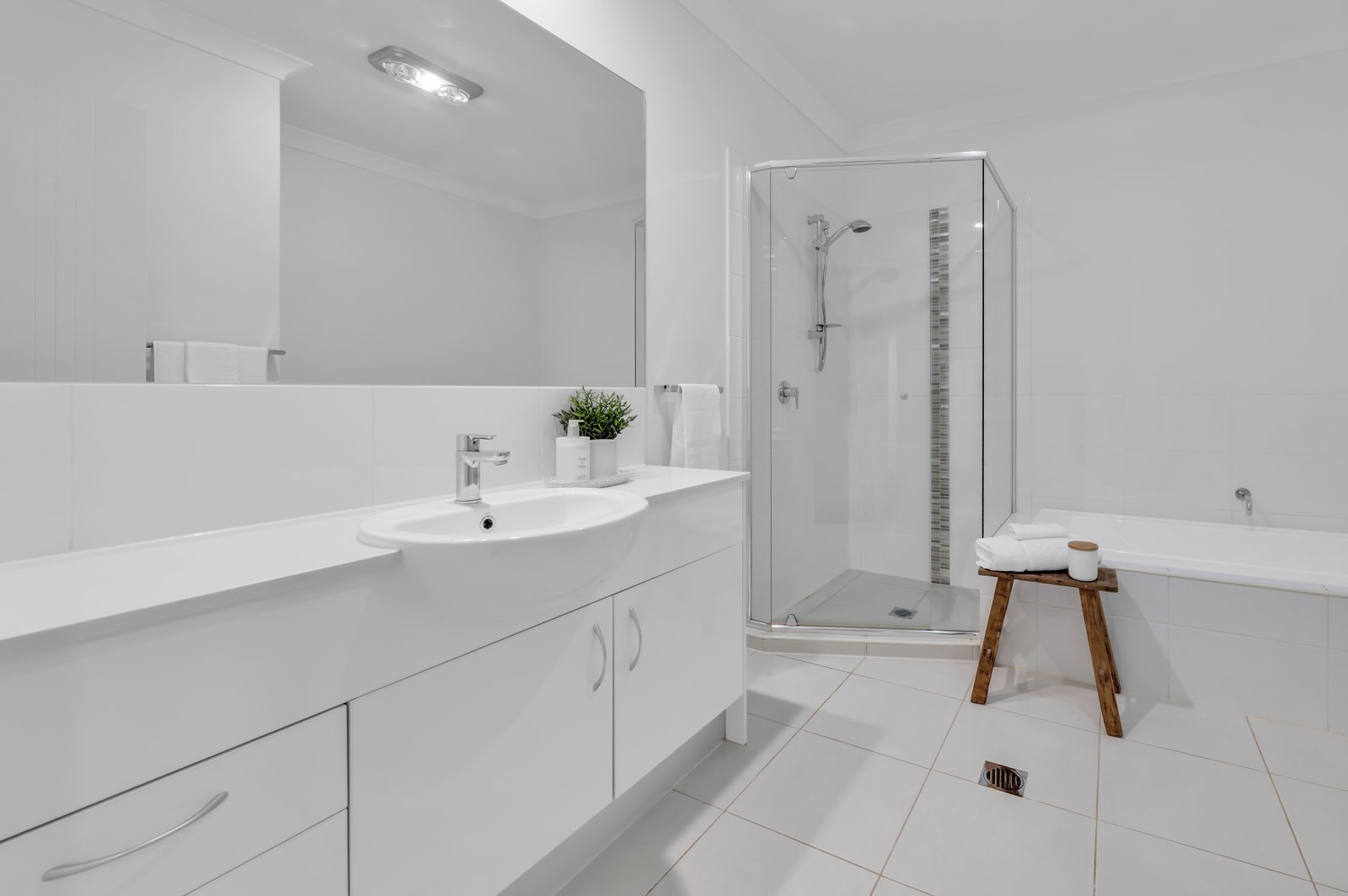 4/206 Nerang Road SOUTHPORT 17