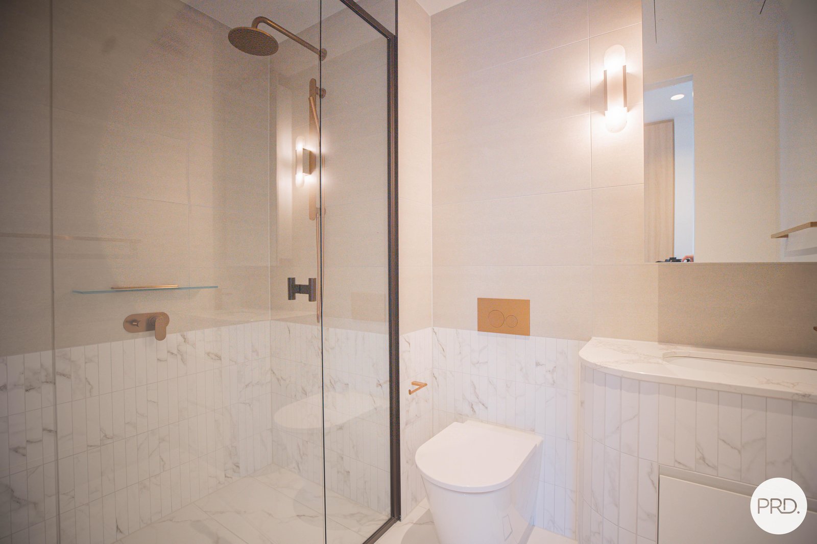 4206/63 La Trobe Street MELBOURNE 5