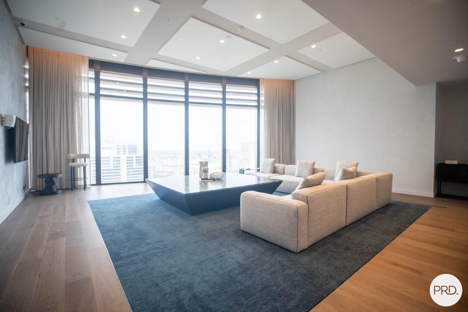 4206/63 La Trobe Street MELBOURNE 11