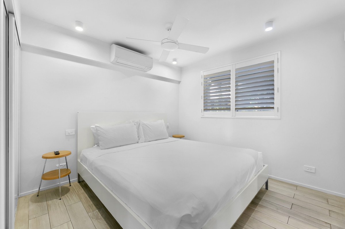 4/21-25 Peerless Avenue Mermaid Beach 9