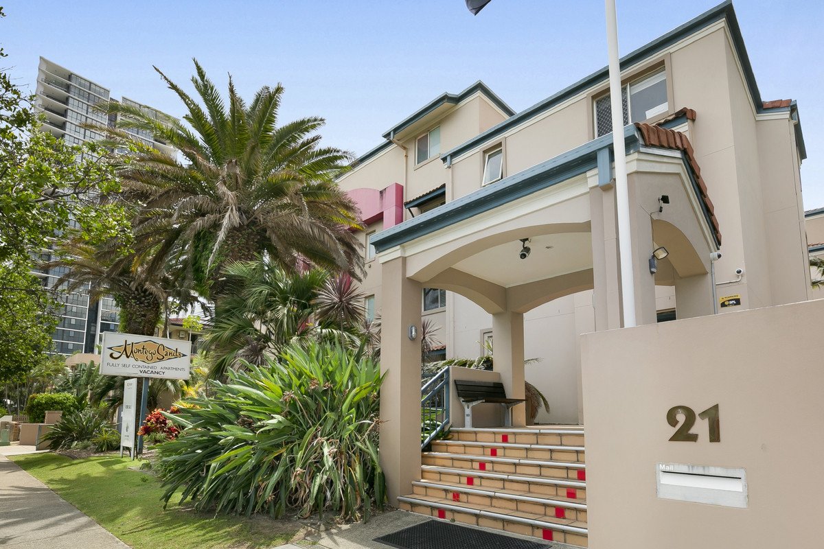 4/21-25 Peerless Avenue Mermaid Beach 1