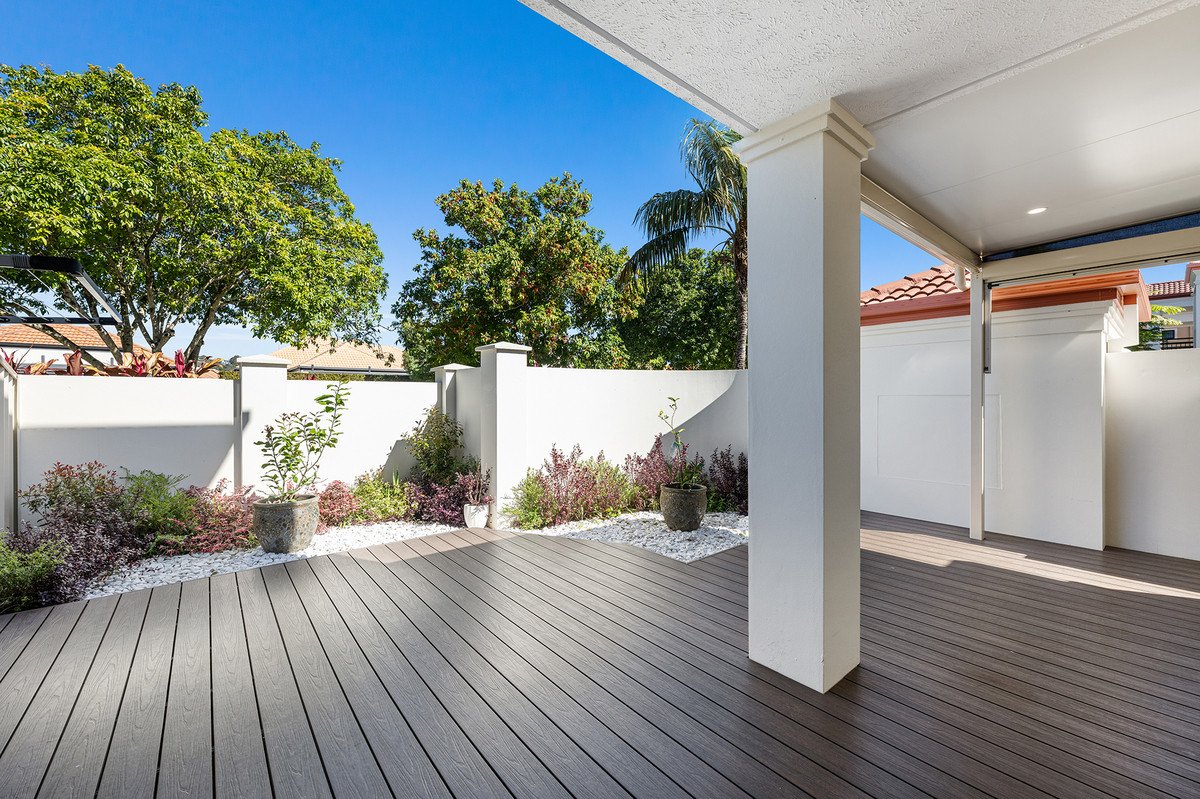 4/21 Beachcomber Court Burleigh Waters 3