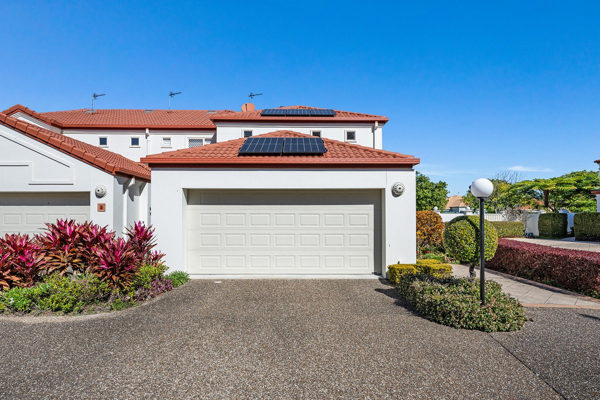 4/21 Beachcomber Court Burleigh Waters 20