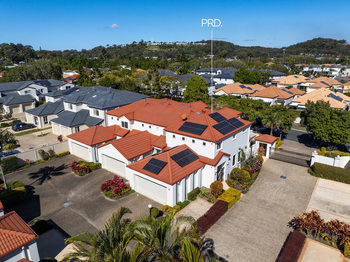 4/21 Beachcomber Court Burleigh Waters 22