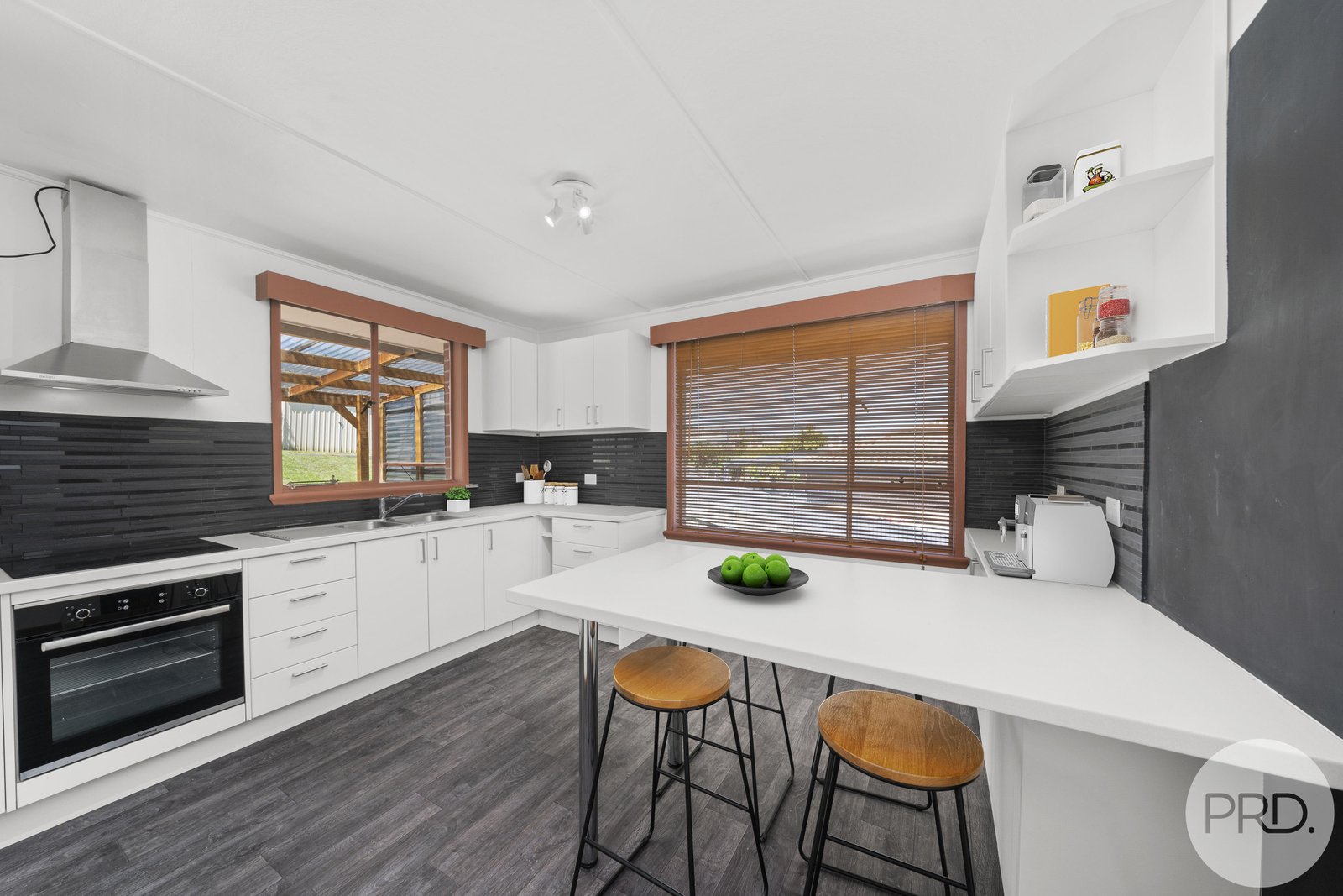 421 Cambridge Road MORNINGTON 4