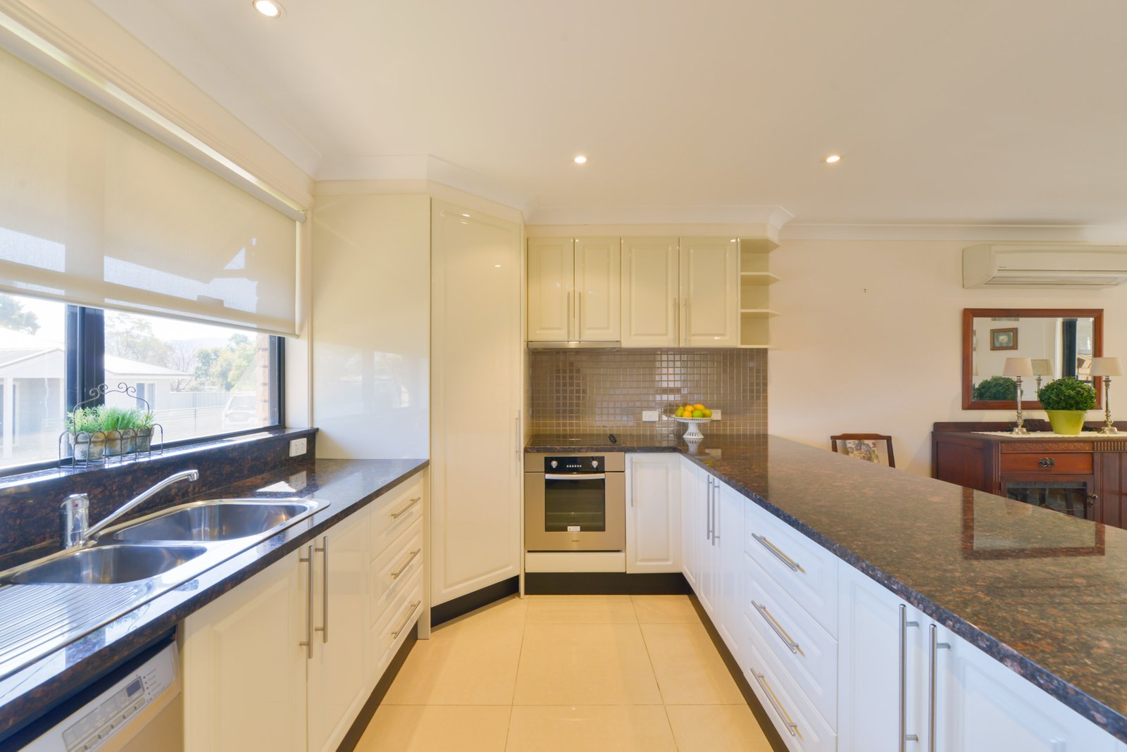 4/21 Hilda Lane TAMWORTH 5