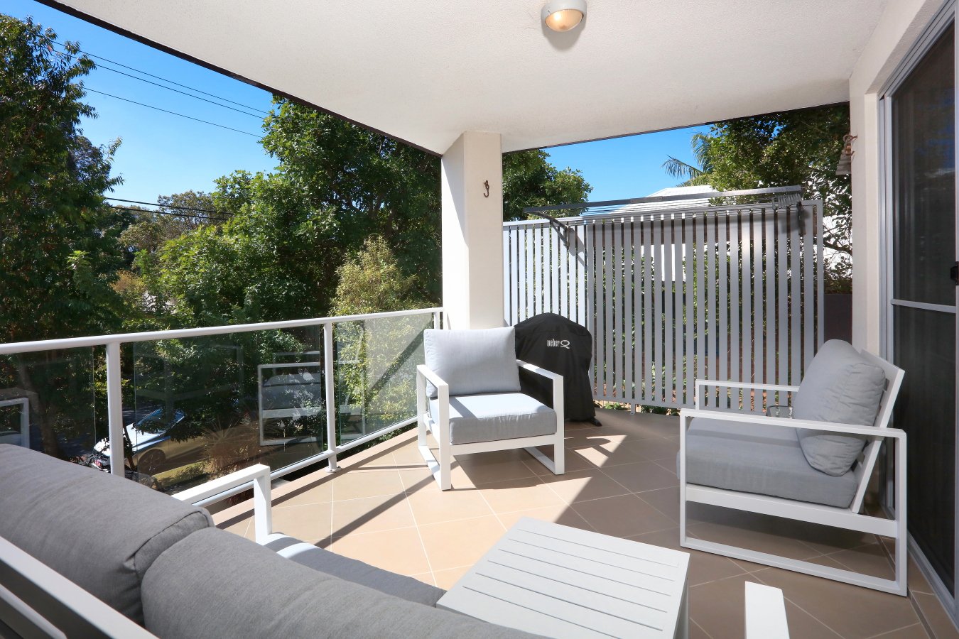 4/21 Middle Street LABRADOR 13