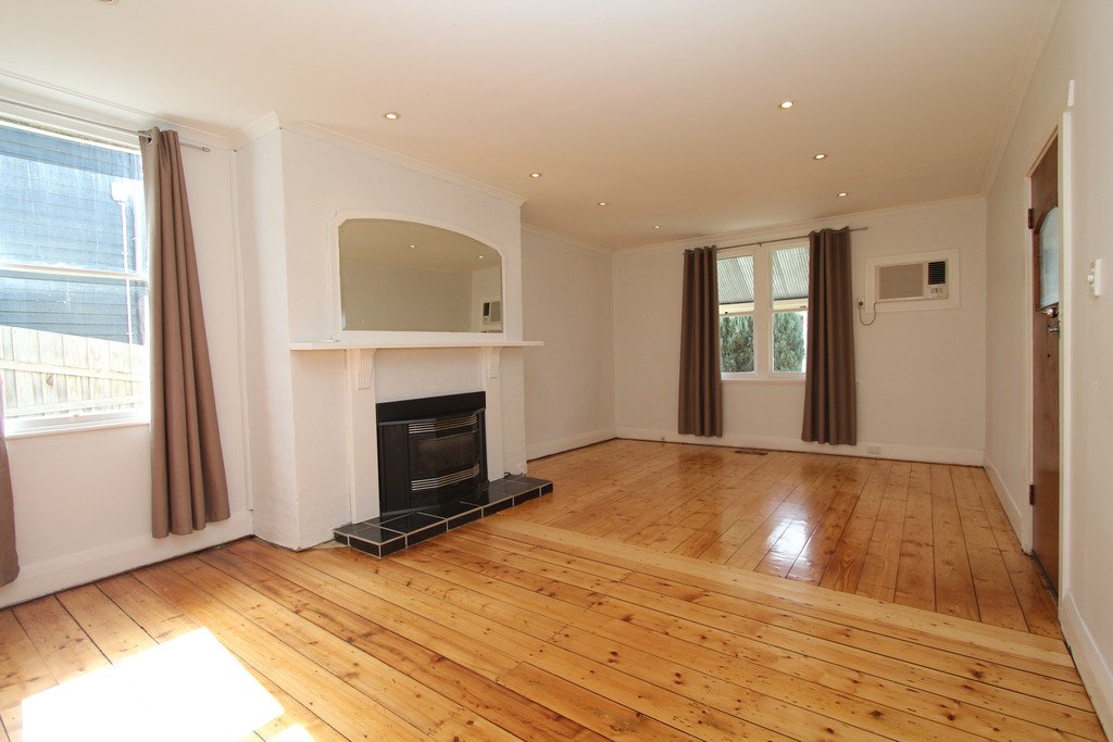 421 Nicholson Street BLACK HILL 2