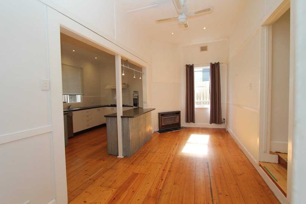 421 Nicholson Street BLACK HILL 6