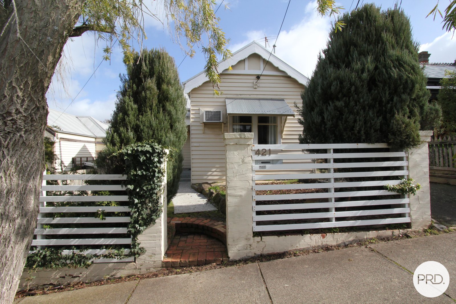 421 Nicholson Street BLACK HILL 1