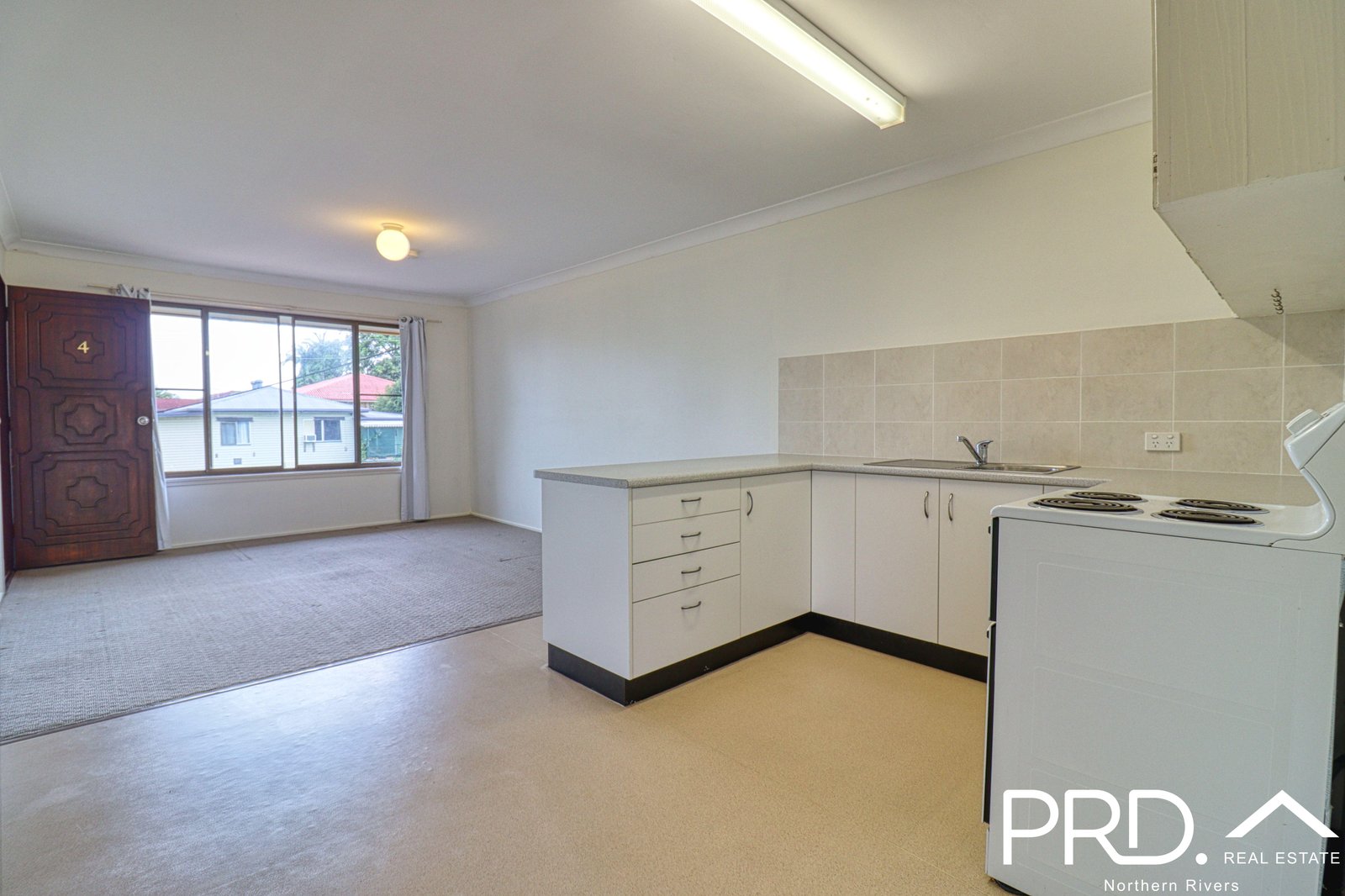 4/21 Phillip St  GOONELLABAH 4