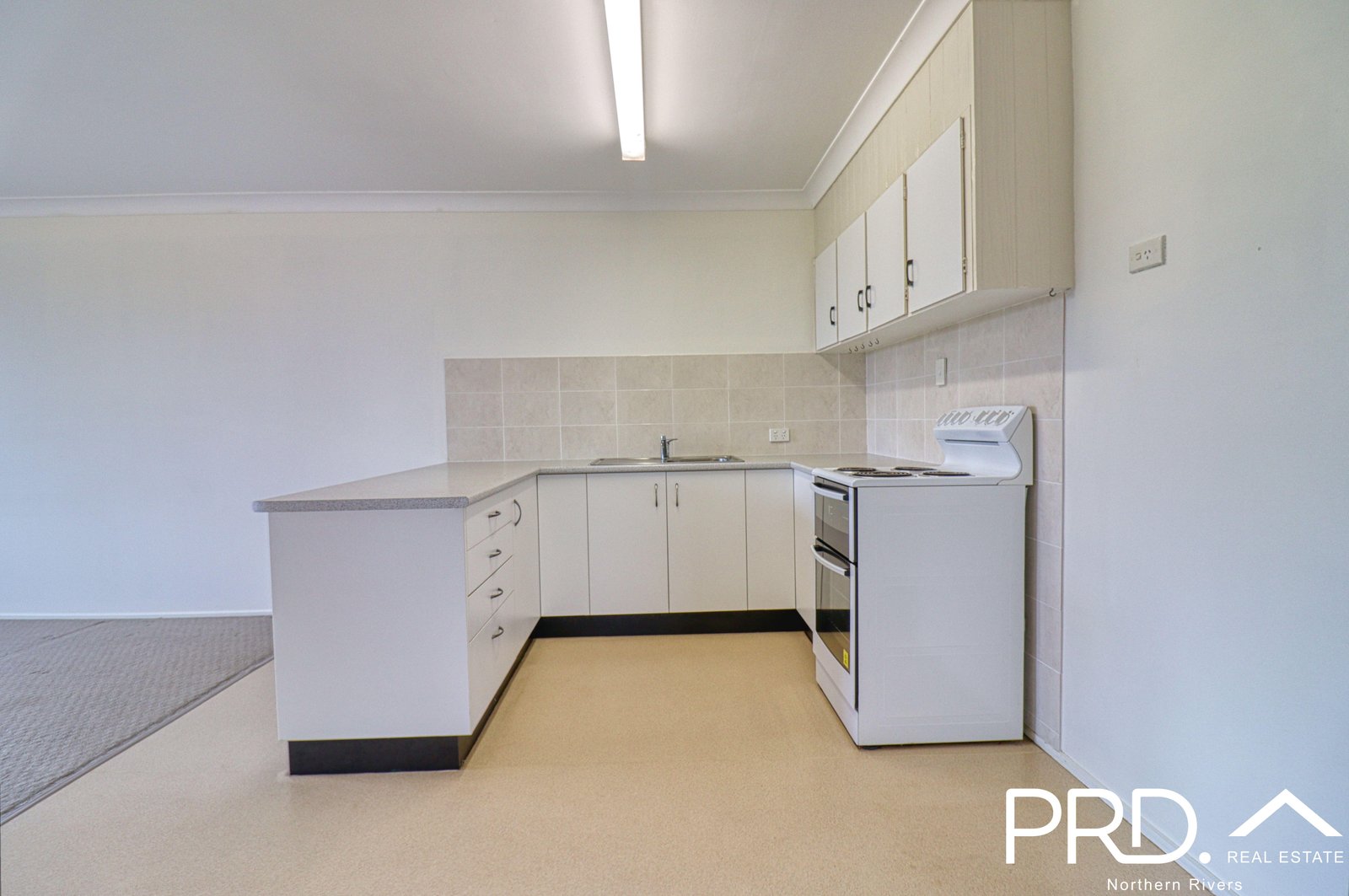 4/21 Phillip St  GOONELLABAH 5