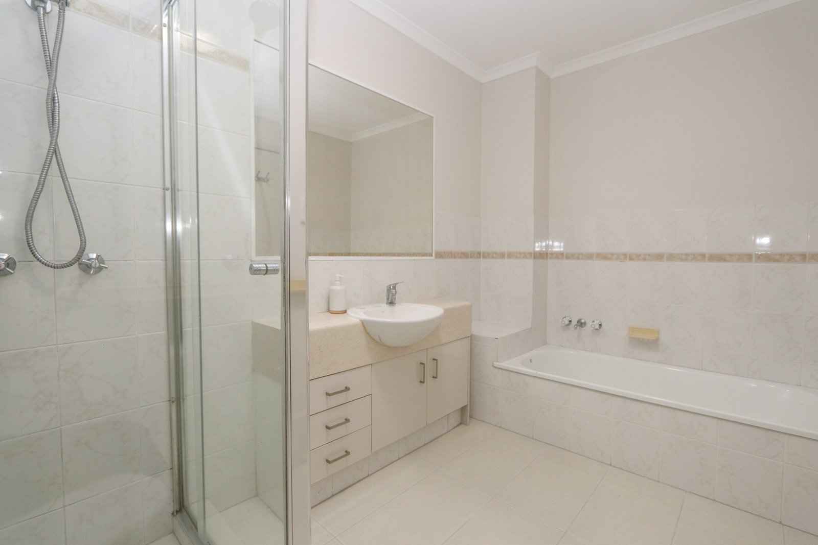 4/212 Central Street LABRADOR 12