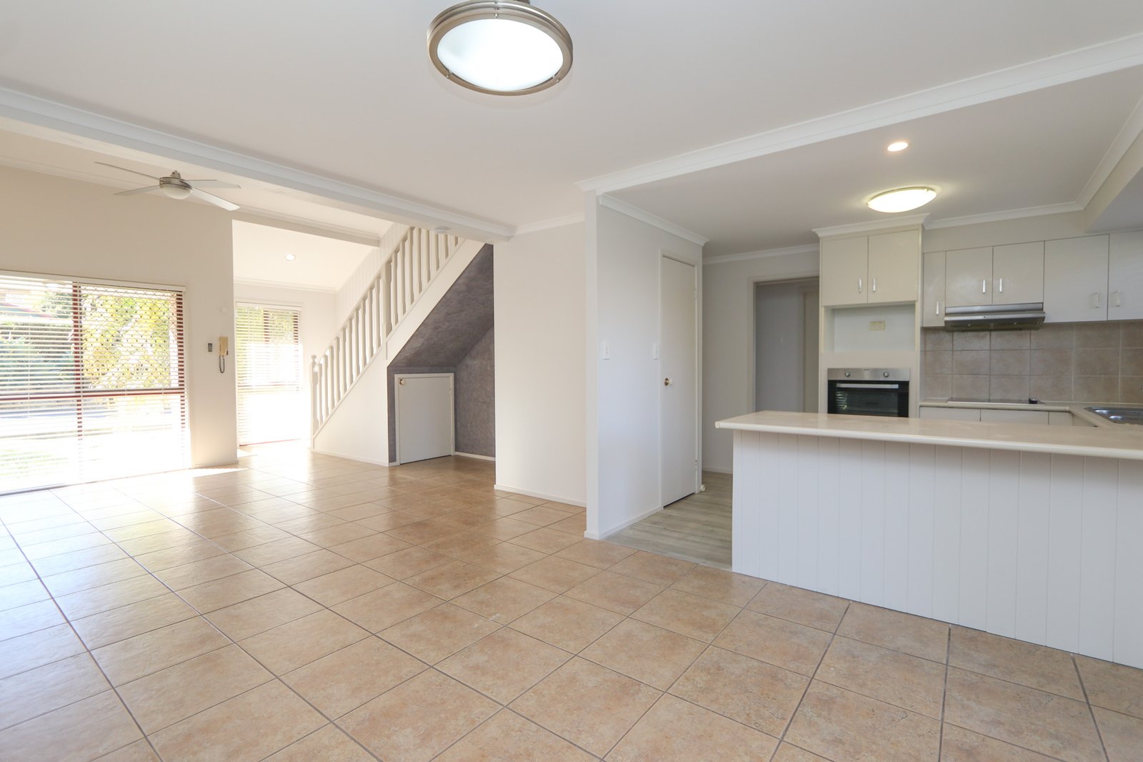 4/212 Central Street LABRADOR 3