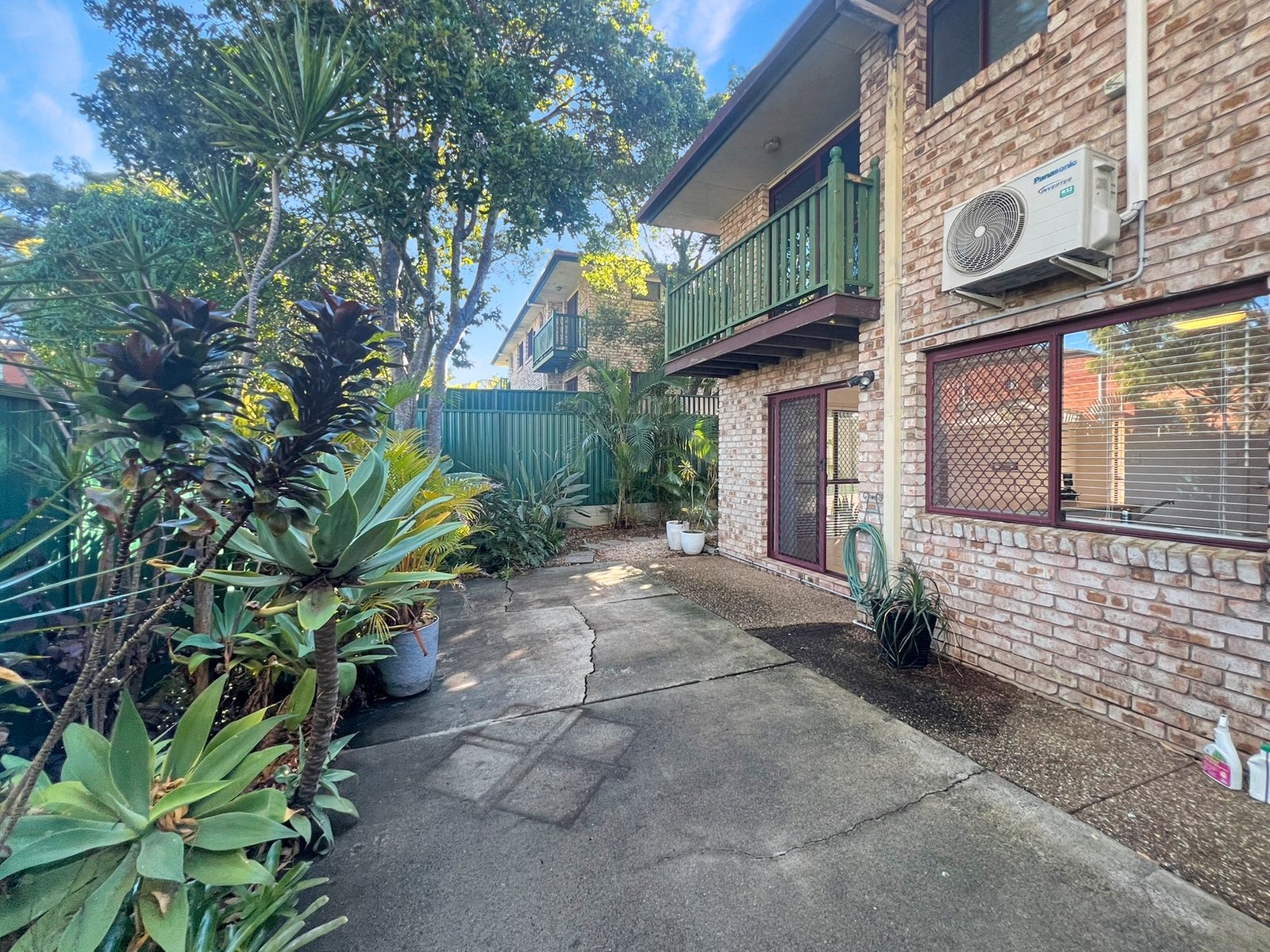 4/212 Central Street LABRADOR 16