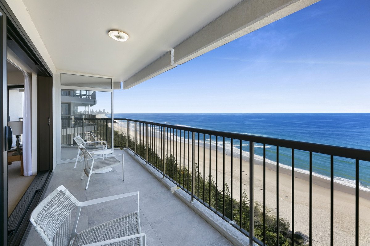 42/146 The Esplanade Burleigh Heads 17