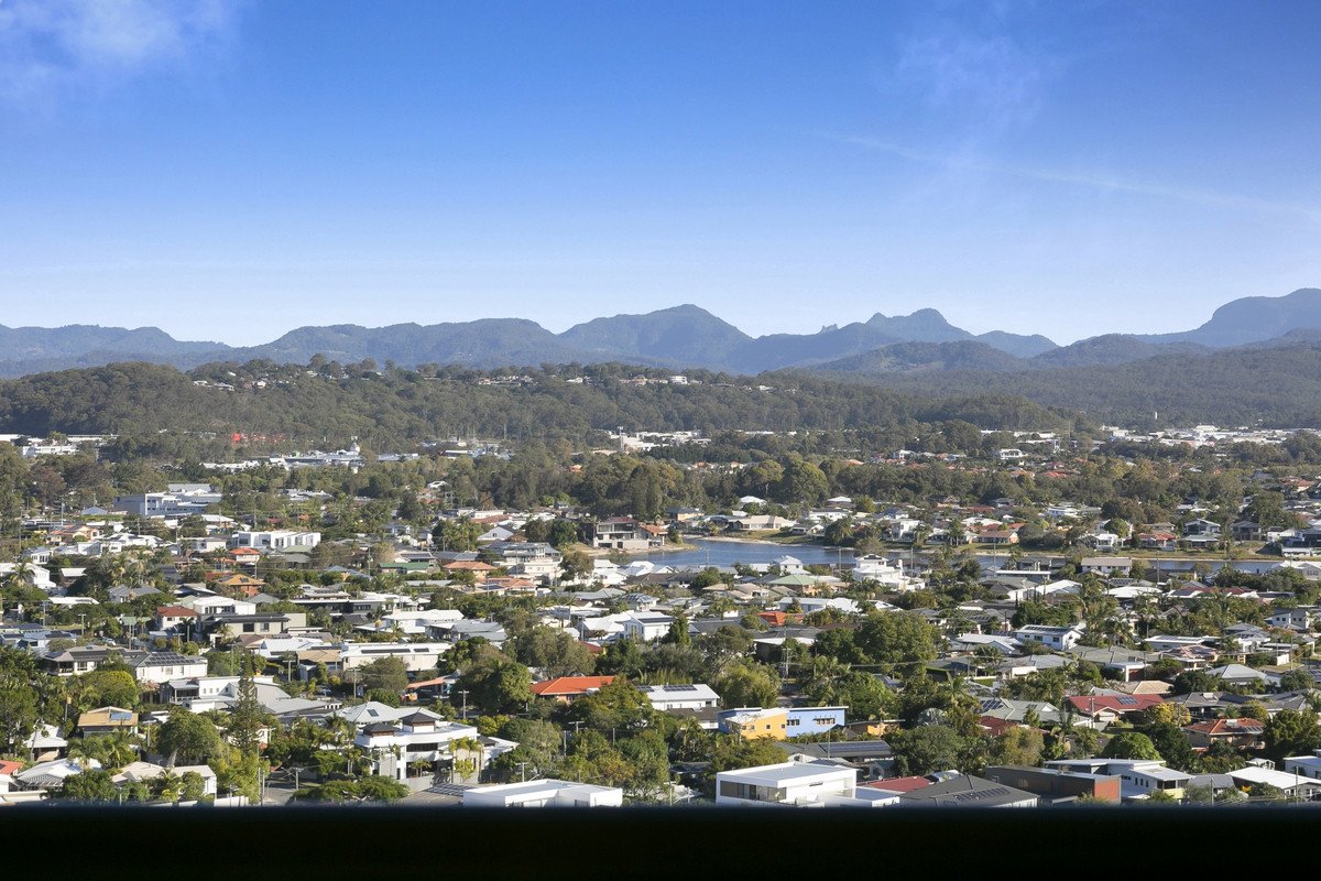 42/146 The Esplanade Burleigh Heads 34