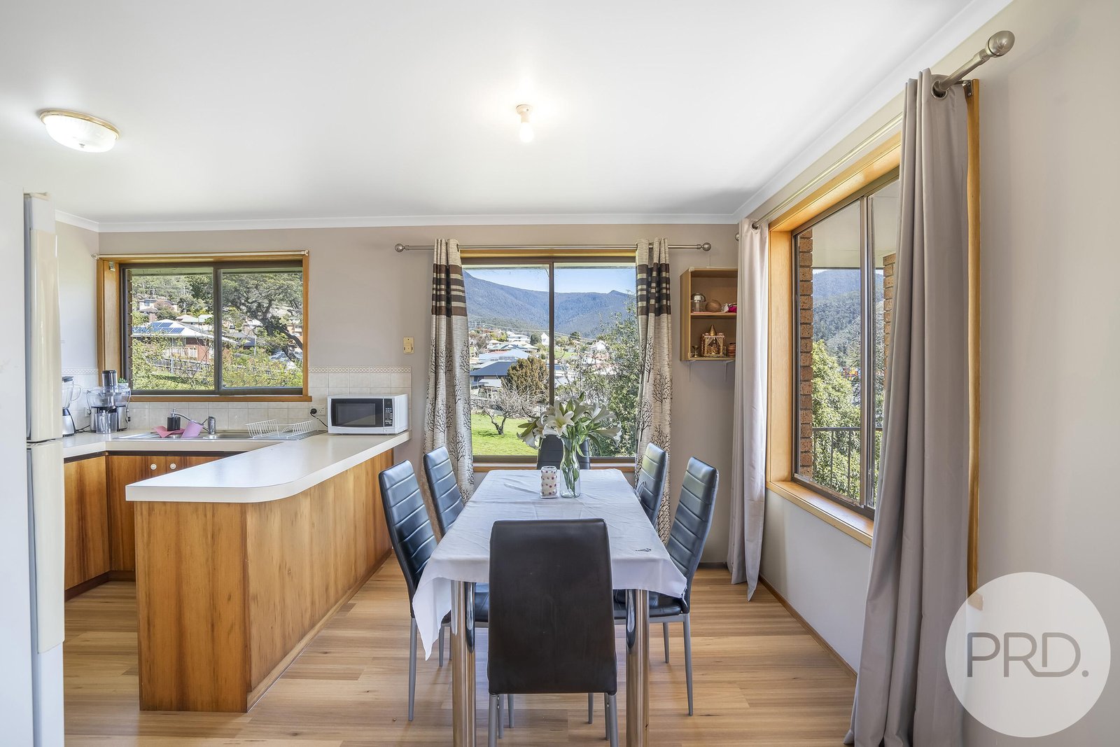 4/217 Tolosa Street GLENORCHY 7