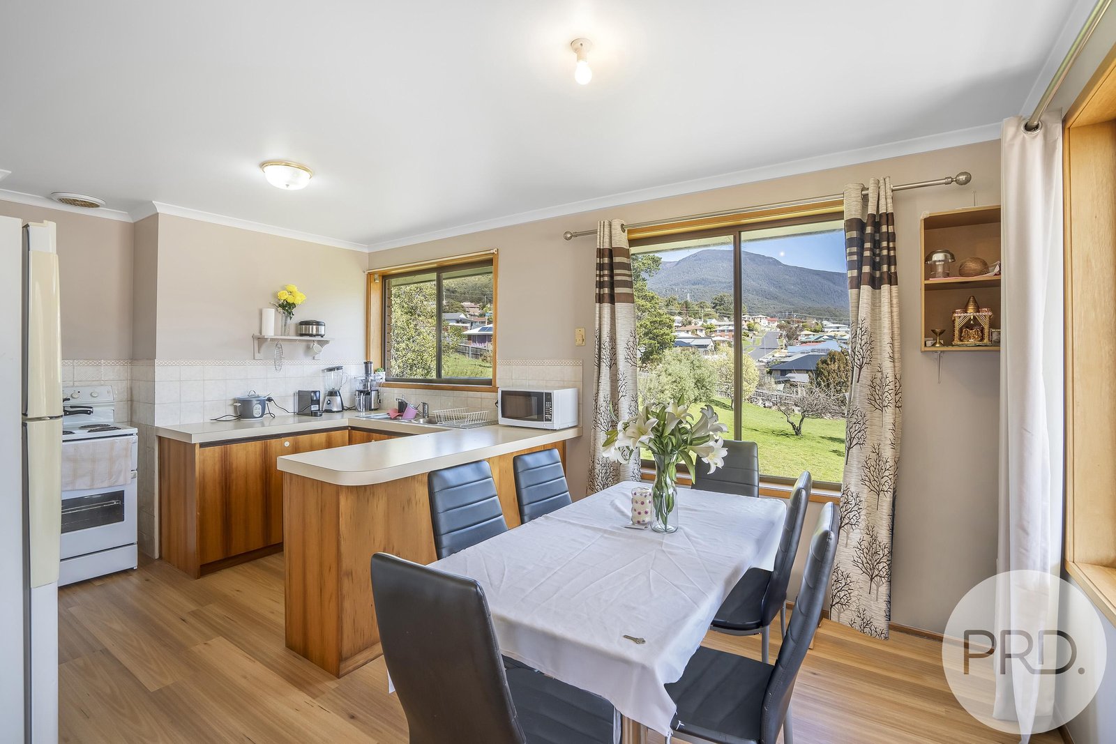 4/217 Tolosa Street GLENORCHY 8