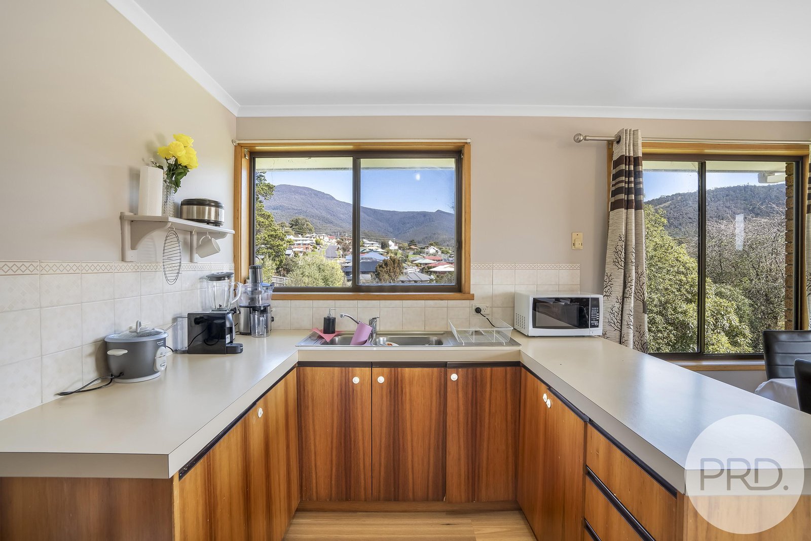 4/217 Tolosa Street GLENORCHY 9