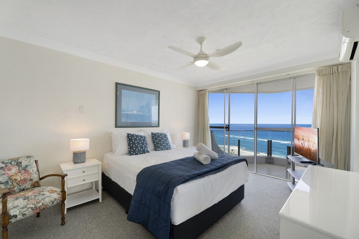 42/170-180 The Esplanade Burleigh Heads 13