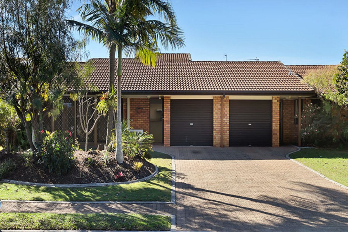 42/172 Barrier Reef Drive Mermaid Waters 2