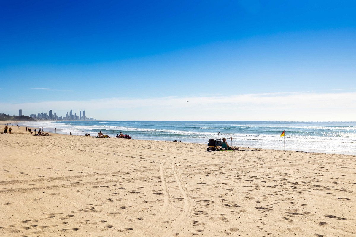 42/1921 Gold Coast Highway BURLEIGH HEADS 14
