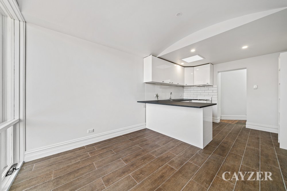 Gallery: 422 Park Street