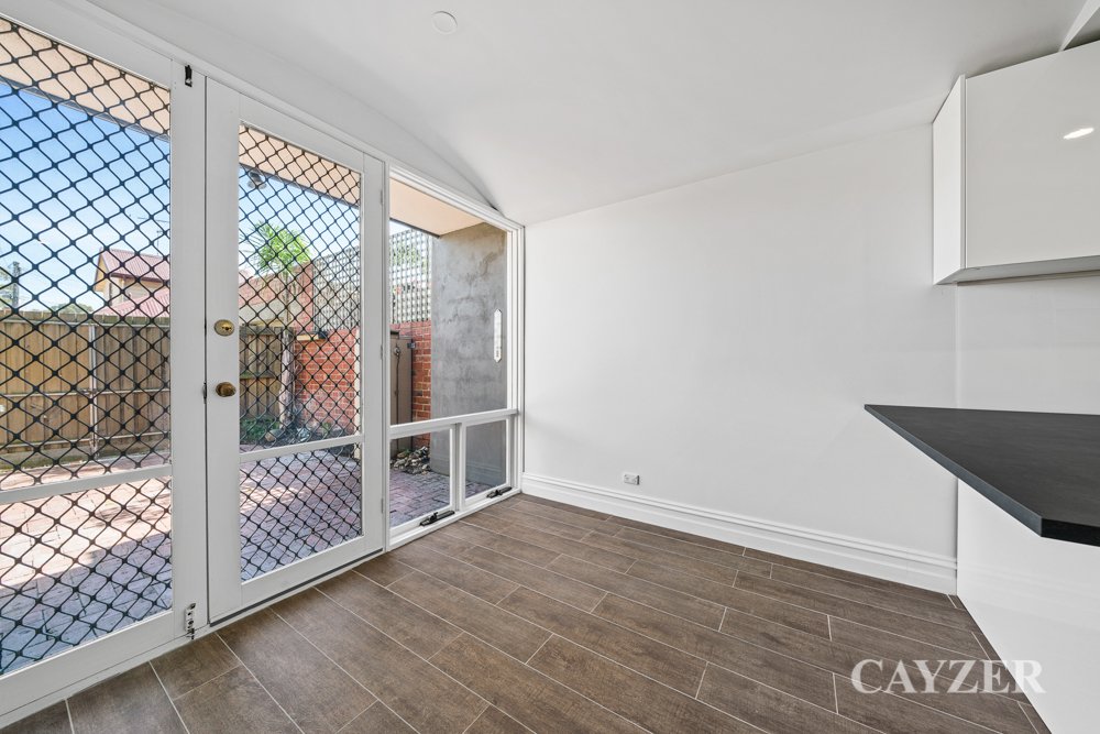 Gallery: 422 Park Street